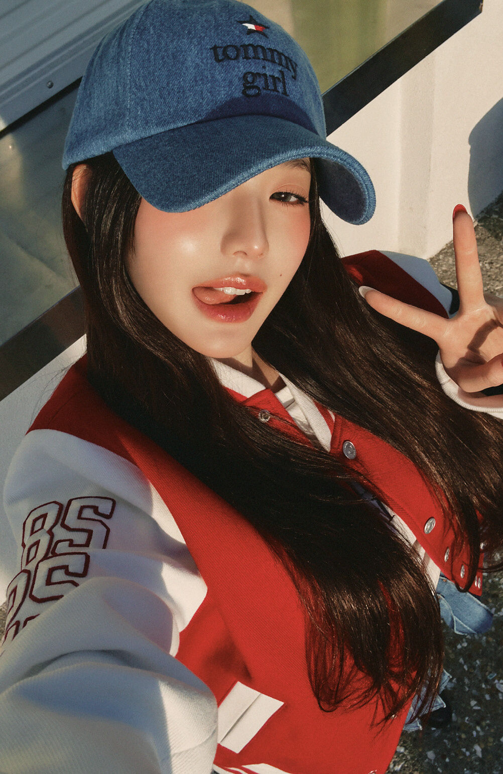TOMMY GIRL